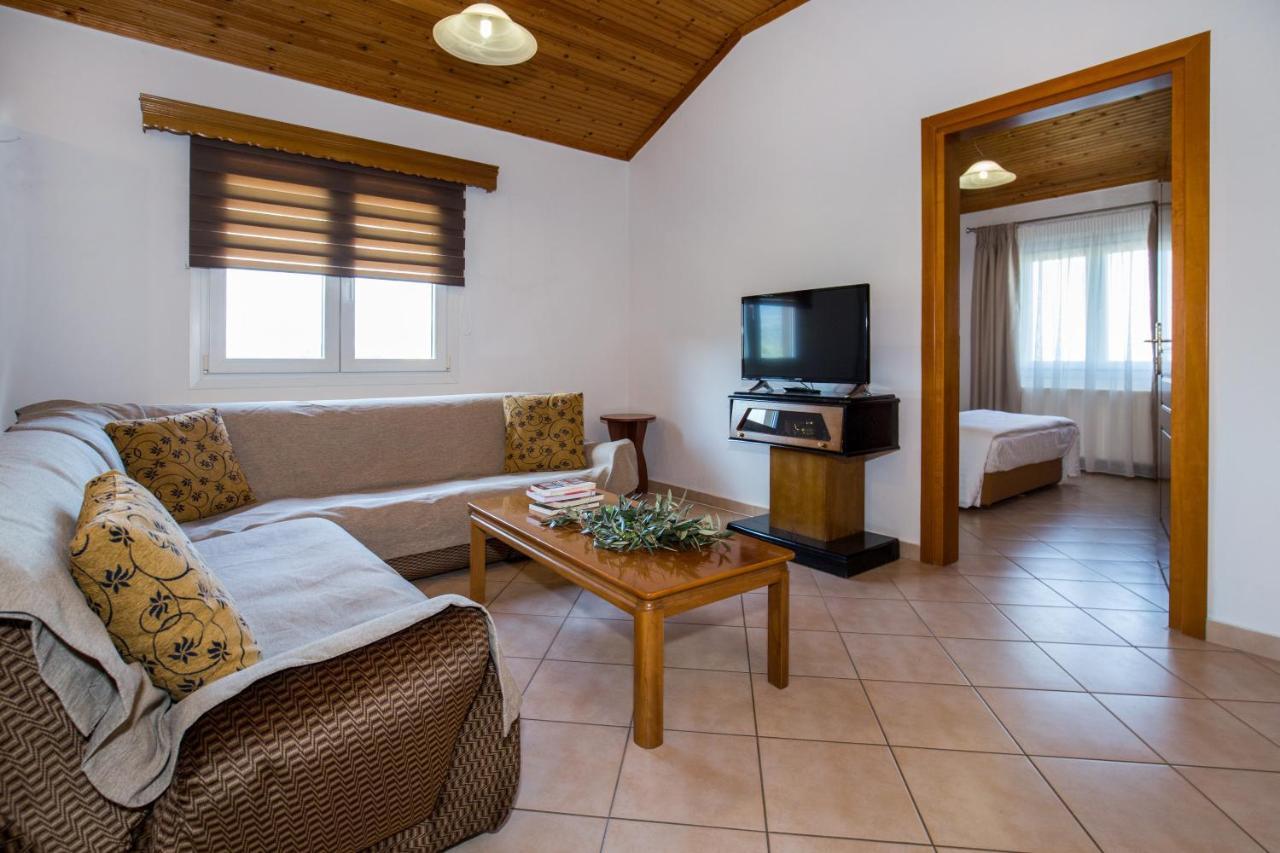 Filippos Hotel Szkála Rahoníu Kültér fotó