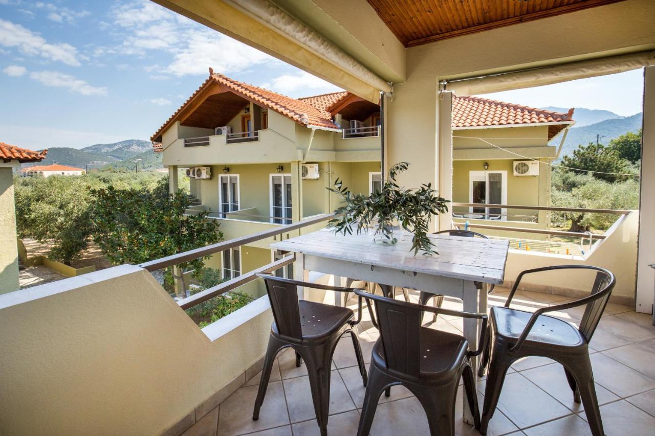 Filippos Hotel Szkála Rahoníu Kültér fotó